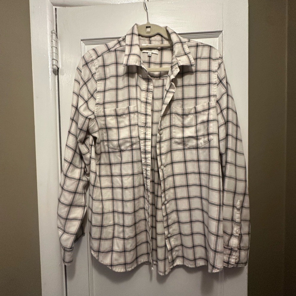 Madewell Classic Plaid Button-Down Shirt – Cream, Black & Red – Women’s Size L